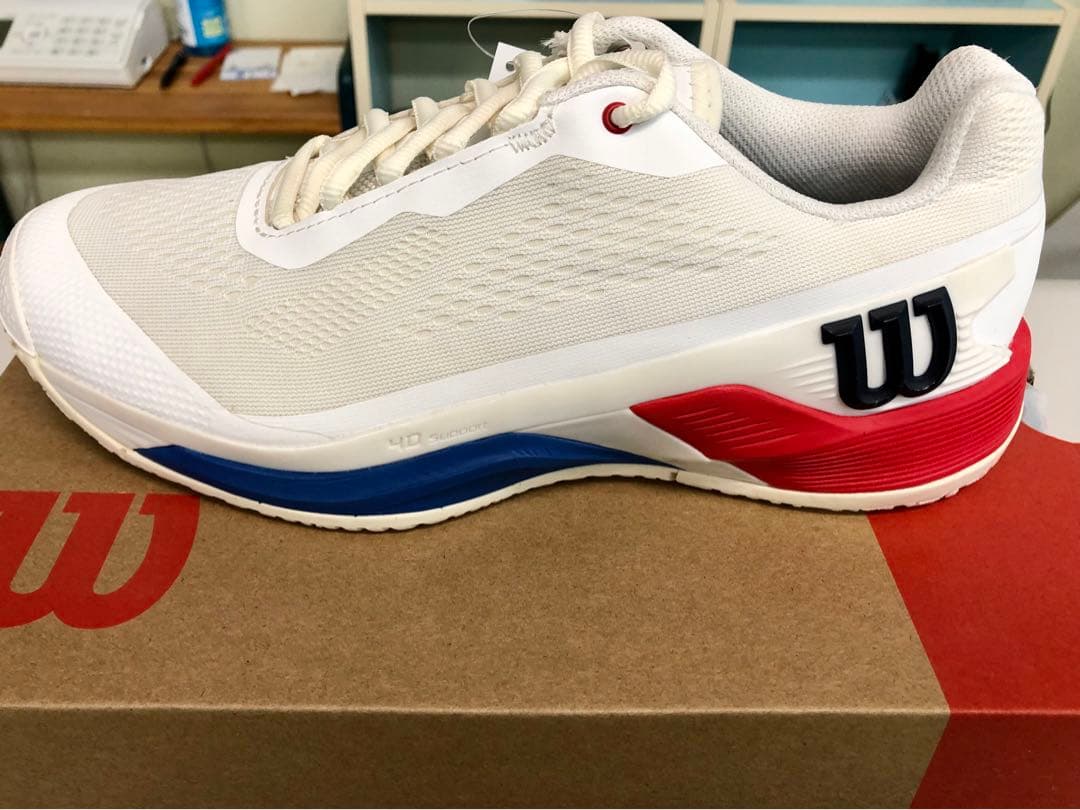 新品 Wilson Rush Pro V4.0 オムニ／クレー 27.5cm