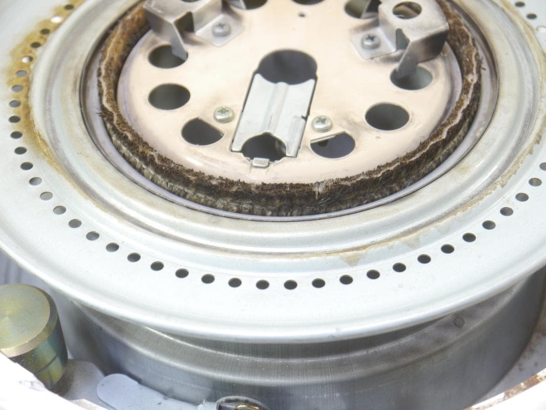 送料込み●2013年❤動作品❤コロナ/CORONA 石油ストーブ　木造17畳