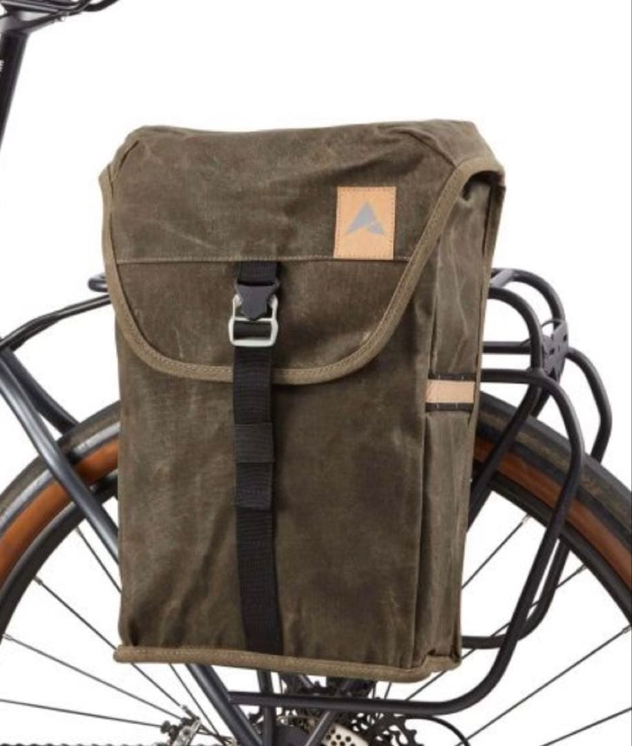 altura 帆布　パニアバッグ　ワックス　洗っています。
