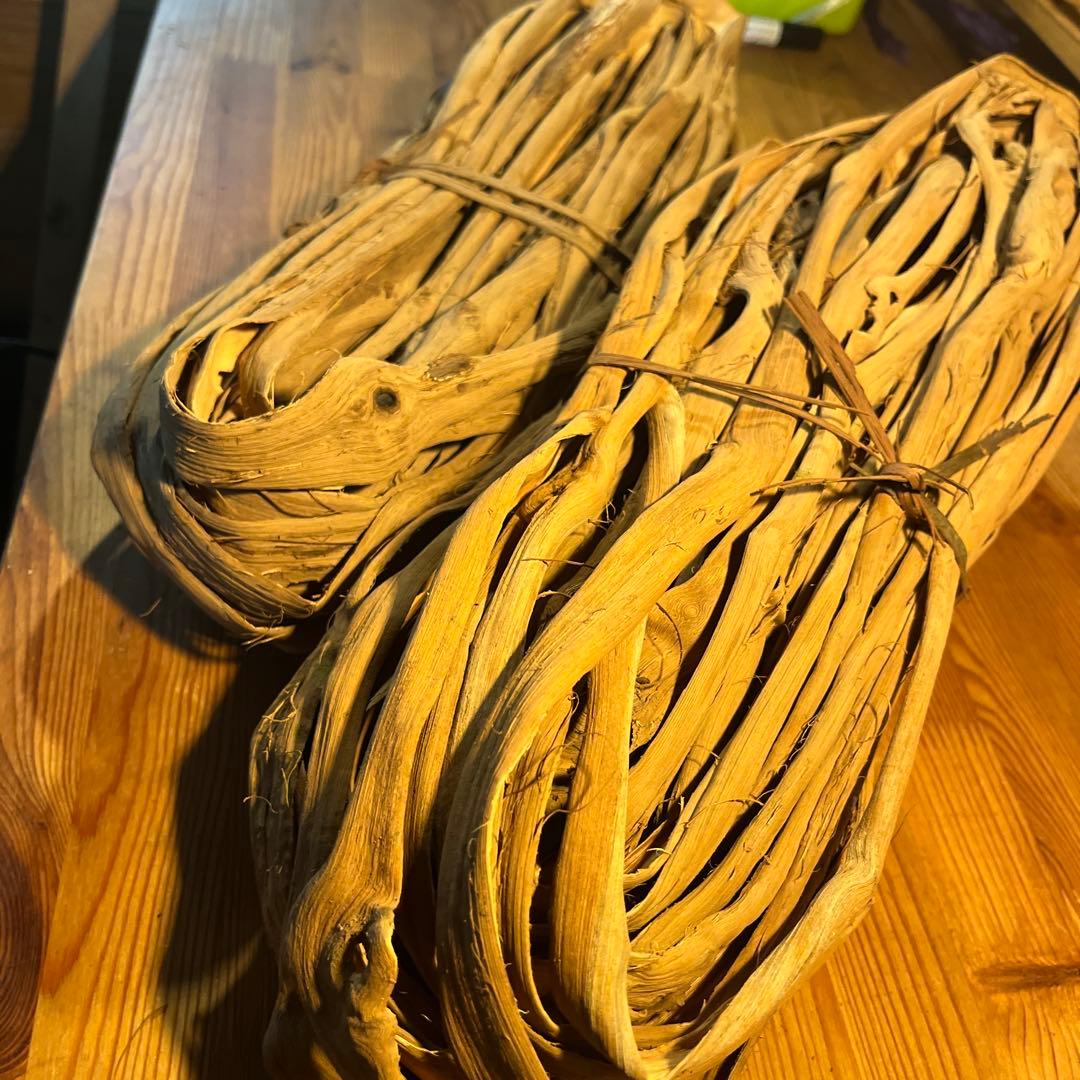 山葡萄の蔓　初物　Ｓ級品 1220g