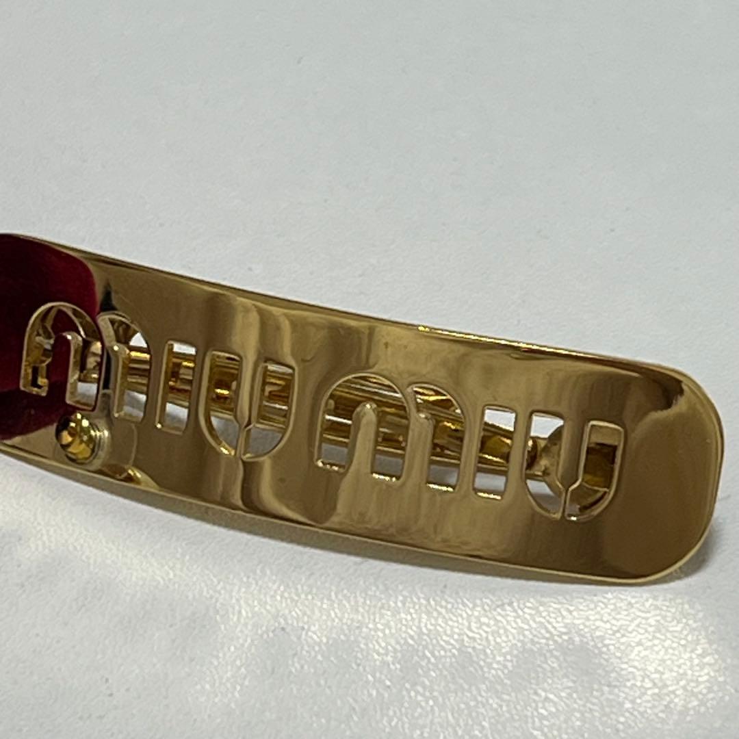 MIUMIU(ミュウミュウ)アクセサリー シュシュ バレッタ ピアス 片耳