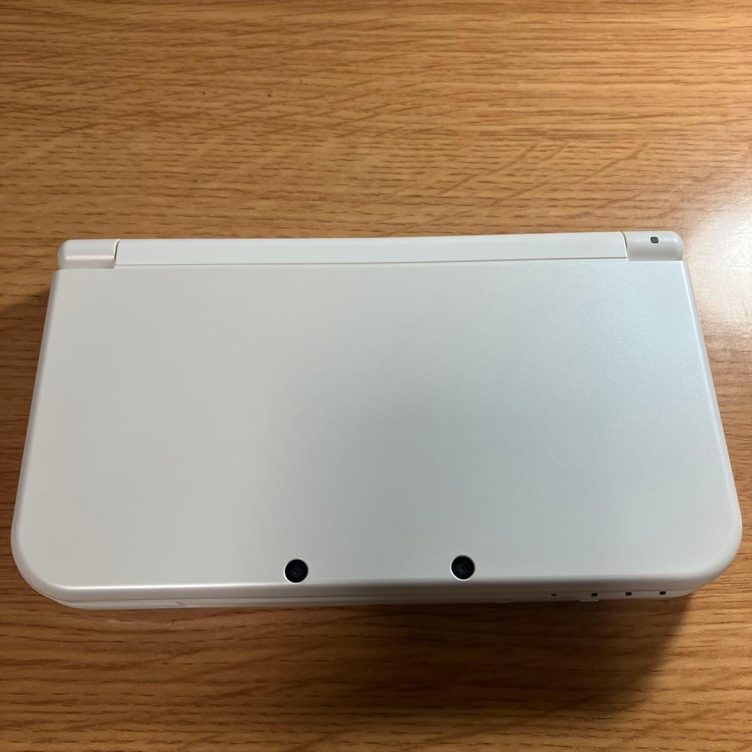 Newニンテンドー3DSLL パールホワイト