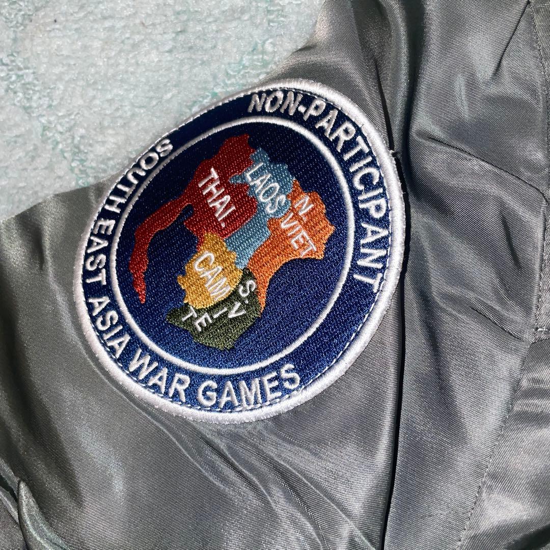 ALPHA INDUSTRIES MA-1　オリーブグリーン　アルファ　ワッペン