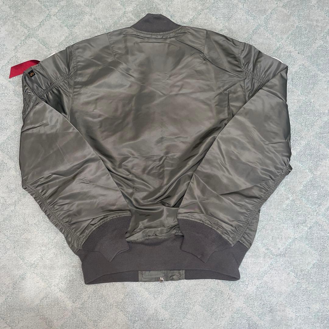 ALPHA INDUSTRIES MA-1　オリーブグリーン　アルファ　ワッペン