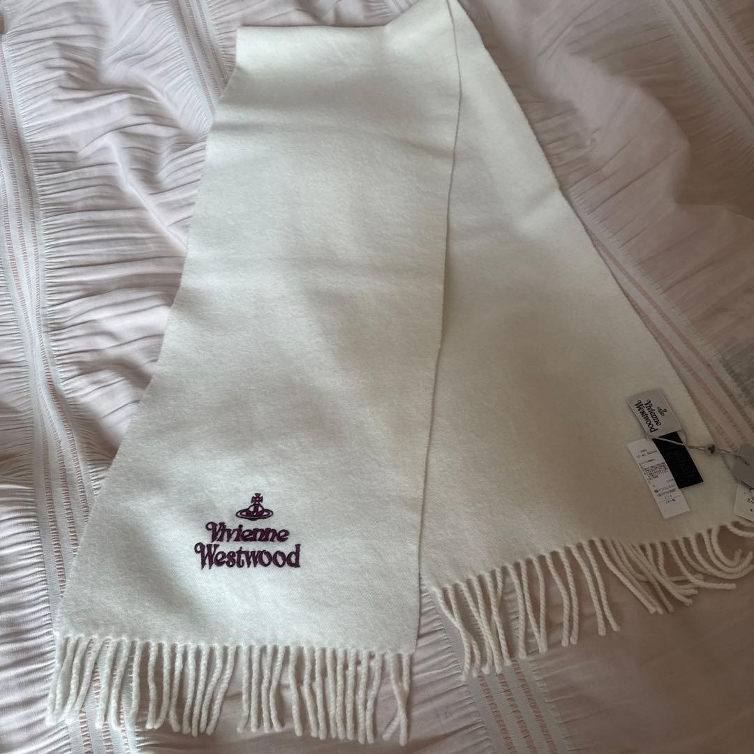 【新品・未使用タグ付き】ヴィヴィアンウエストウッド マフラー ホワイト