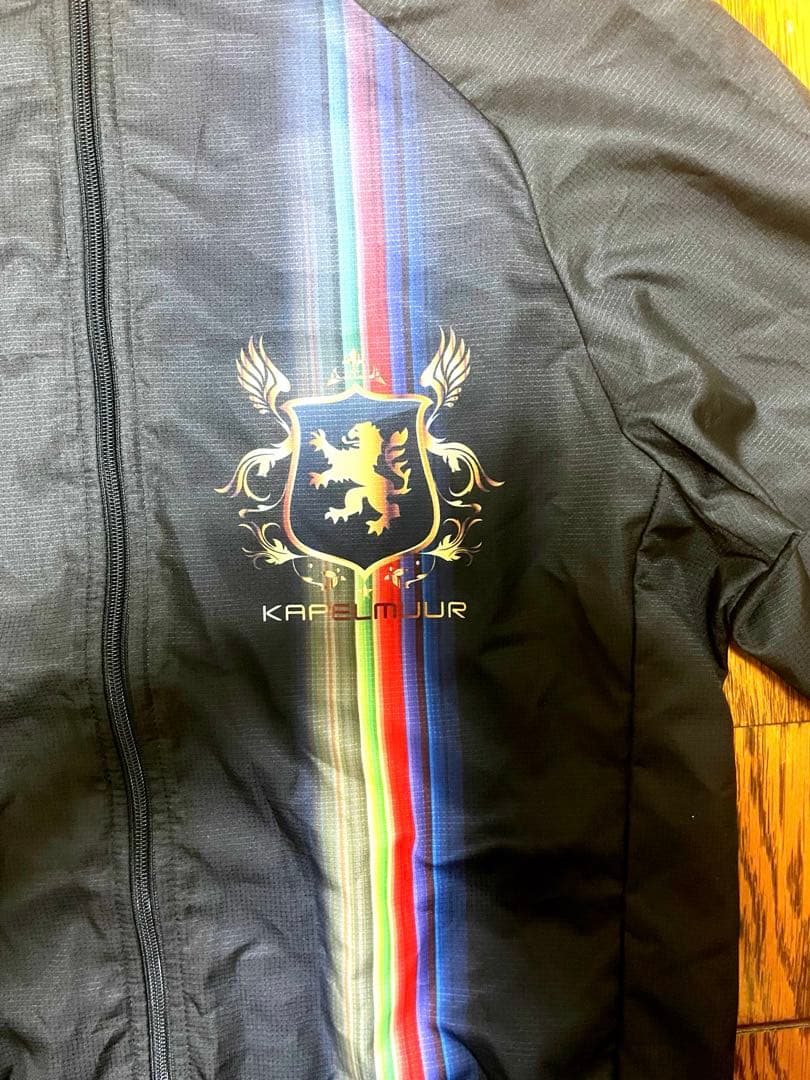 カペルミュール　ウインドブレーカー