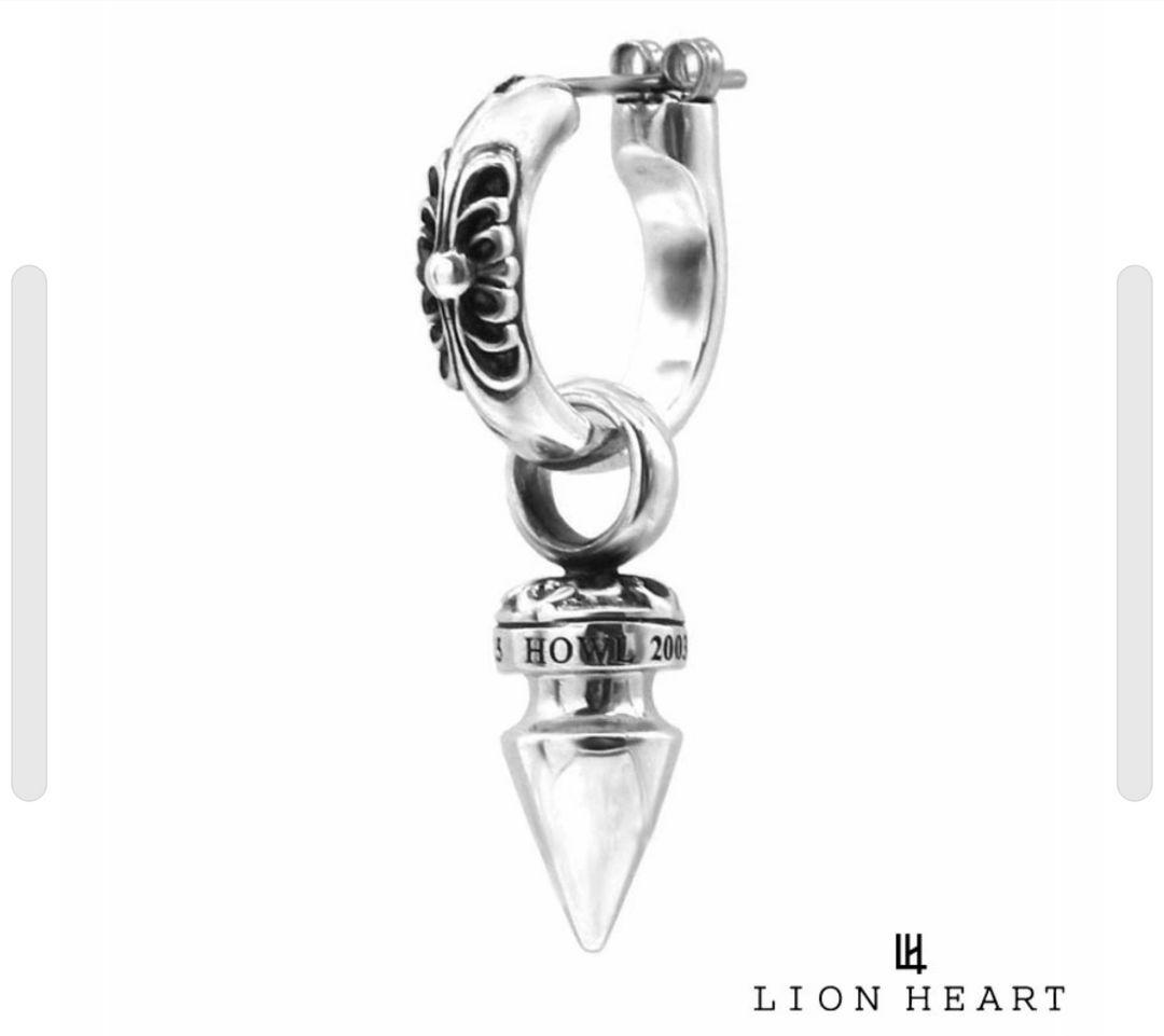 LION HEART クロッシングピアス スパイクドロップ