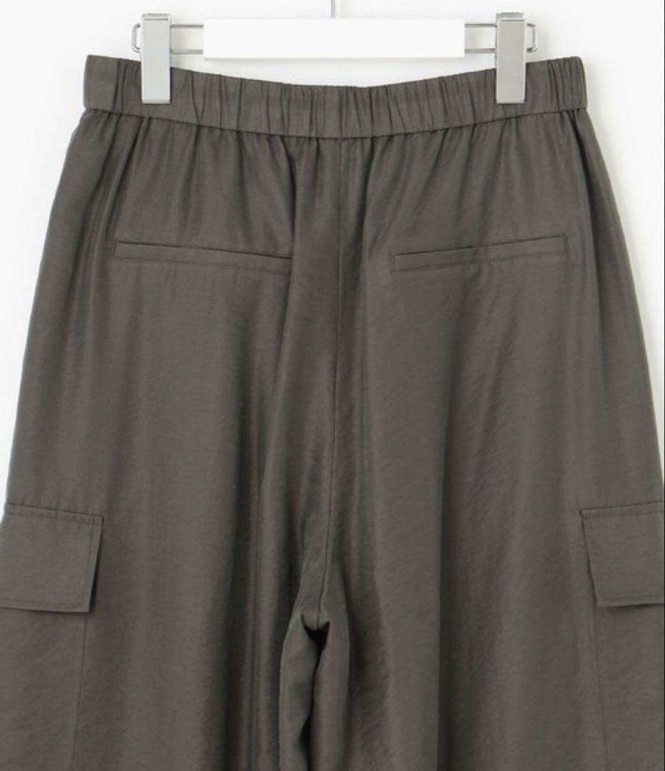 23区「SLOW/一部店舗限定」ブライトヴィンテージクロス カーゴパンツ