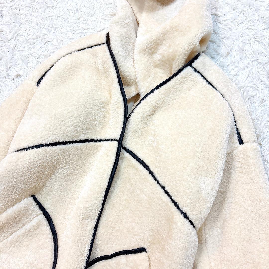 大人気カラー【未使用級極美品】ラリアムー パイピングロングボアコート アイボリー