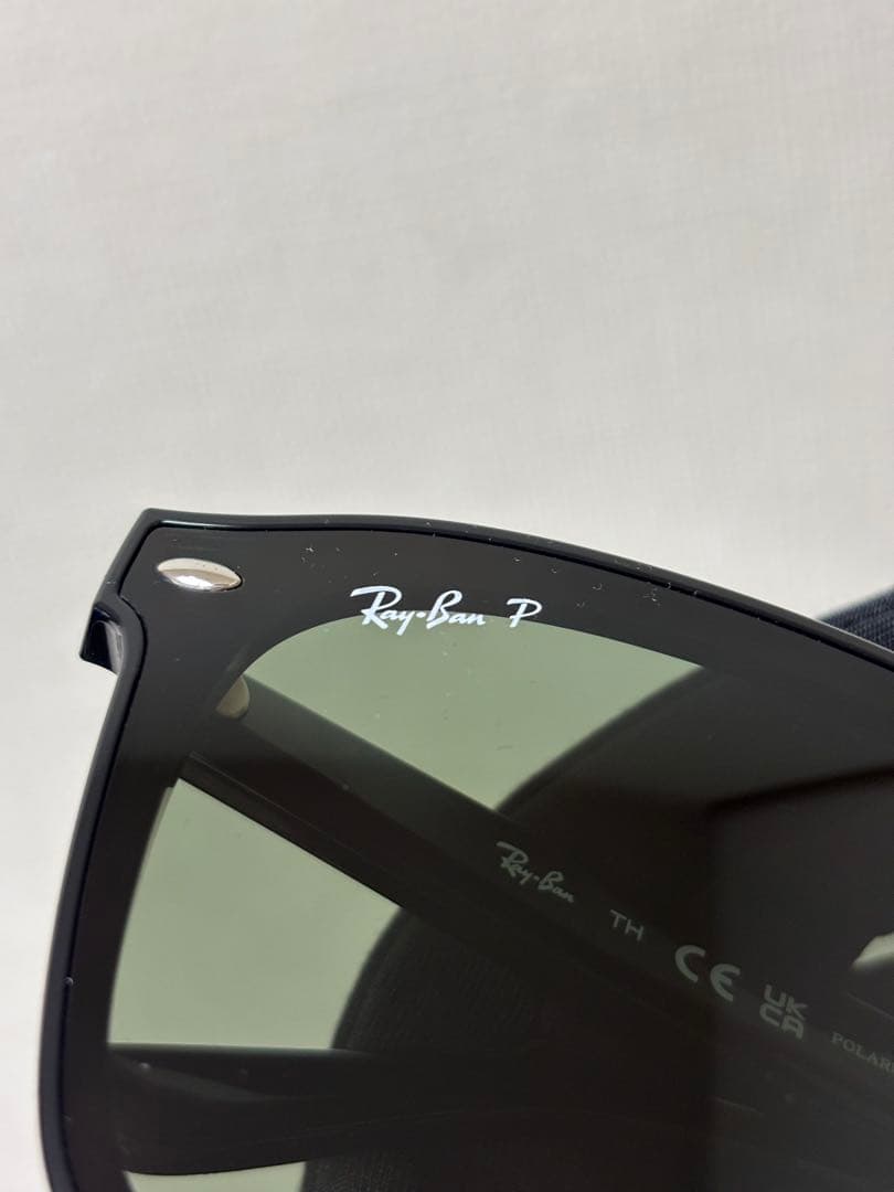 【購入1日・室内試着のみ】Ray-Ban RB4392D 6019A 偏光レンズ