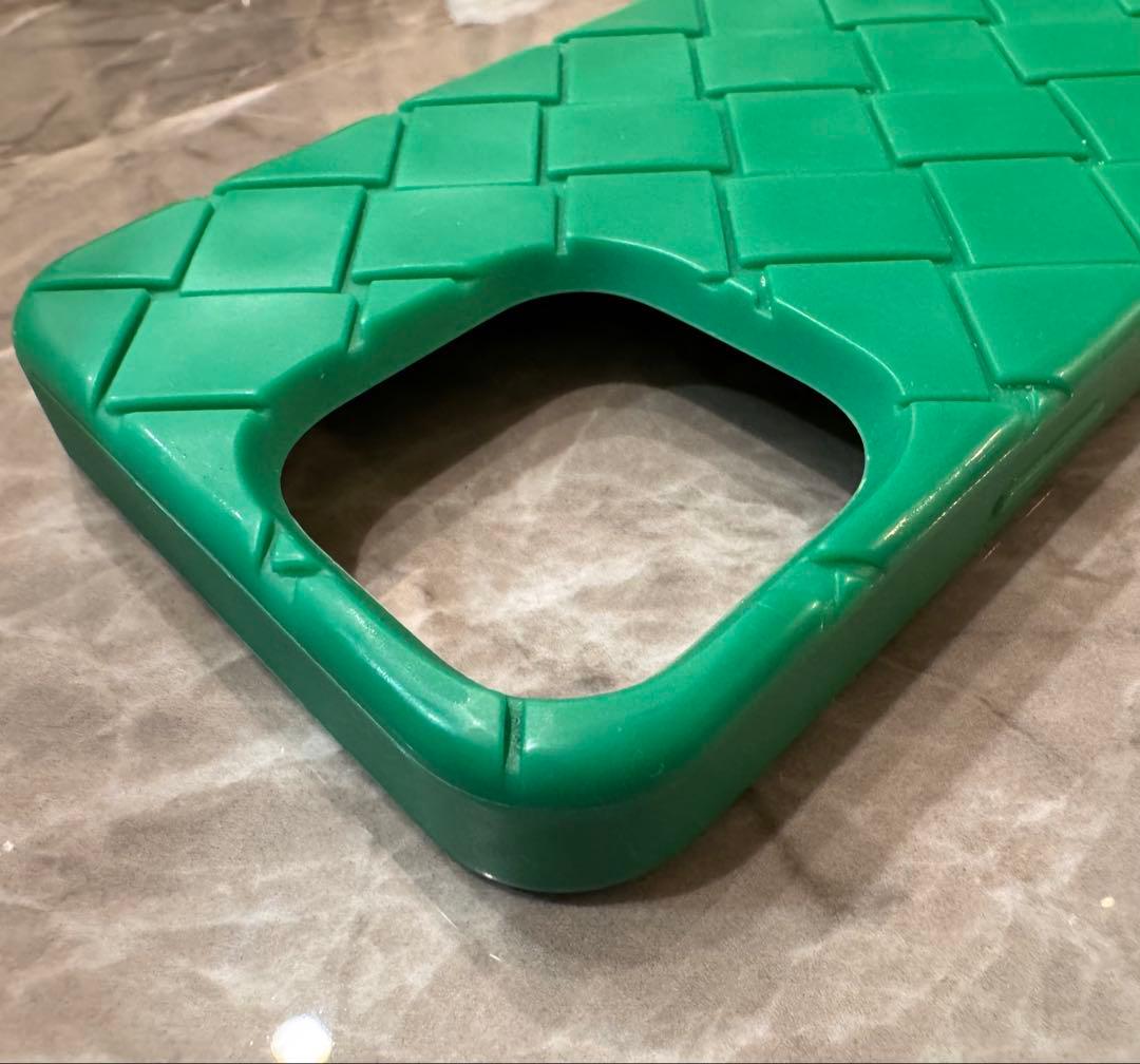 ボッテガヴェネタBOTTEGA VENETA iPhone16ProMaxケース