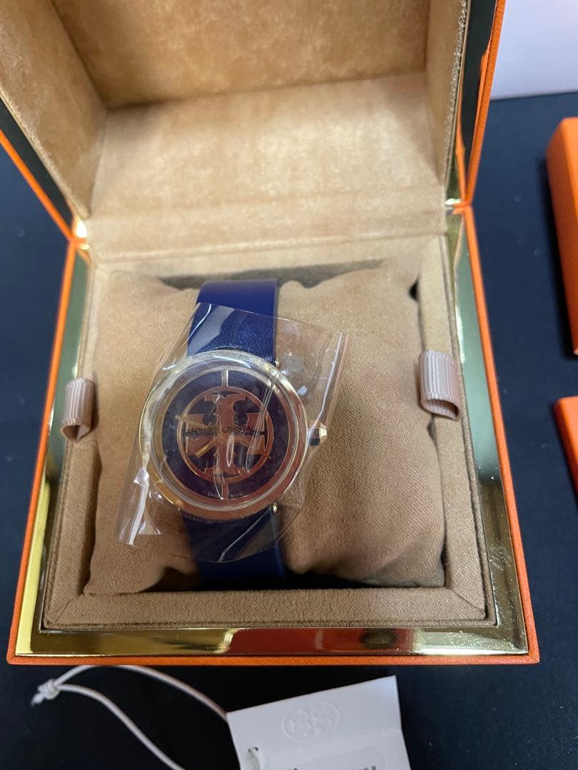 美品　付属品多数　トリーバーチ 腕時計 TRB4003 1404