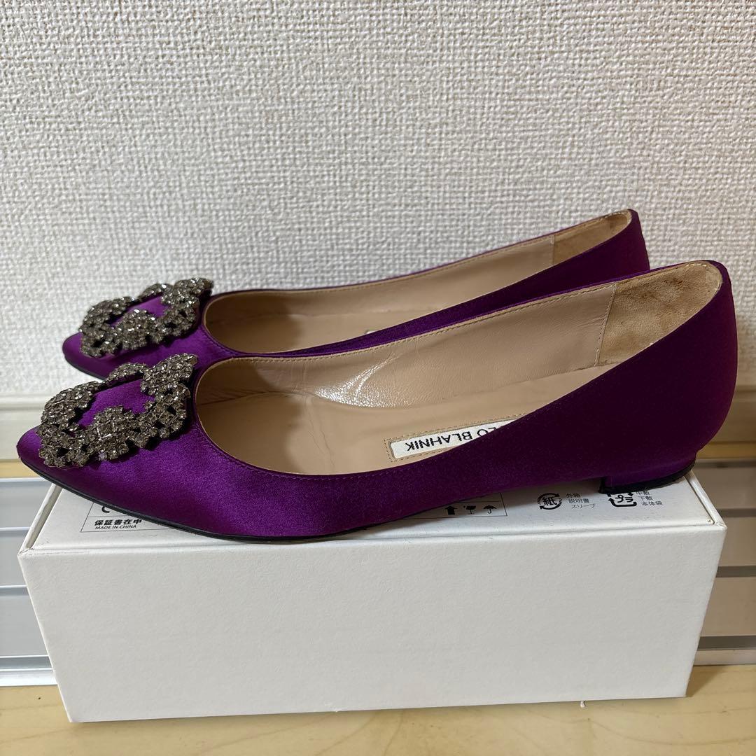 美品　MANOLO BLAHNK マノロブラニク ハンギシ　サテンパンプス　35