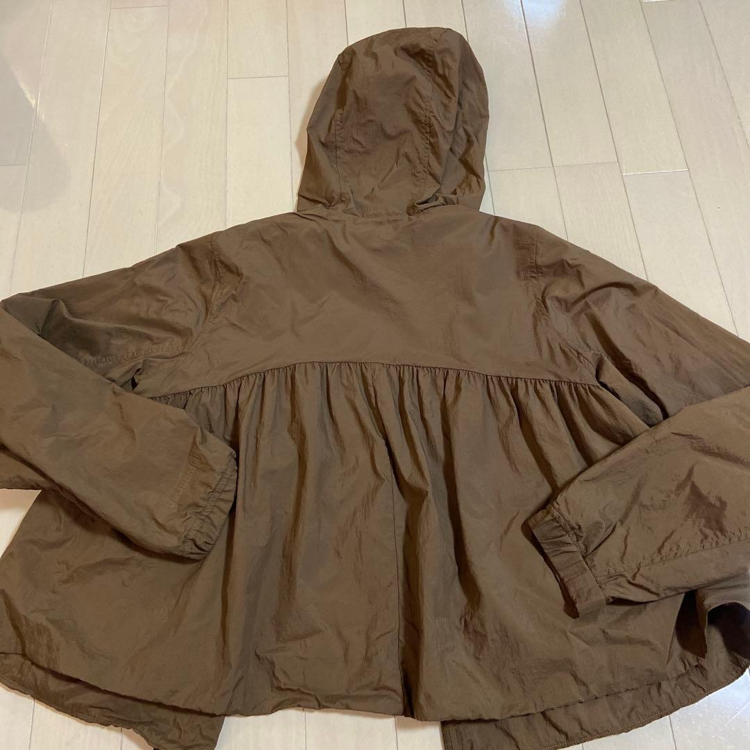 美品★ルルレモン★パーカー★サイズ２