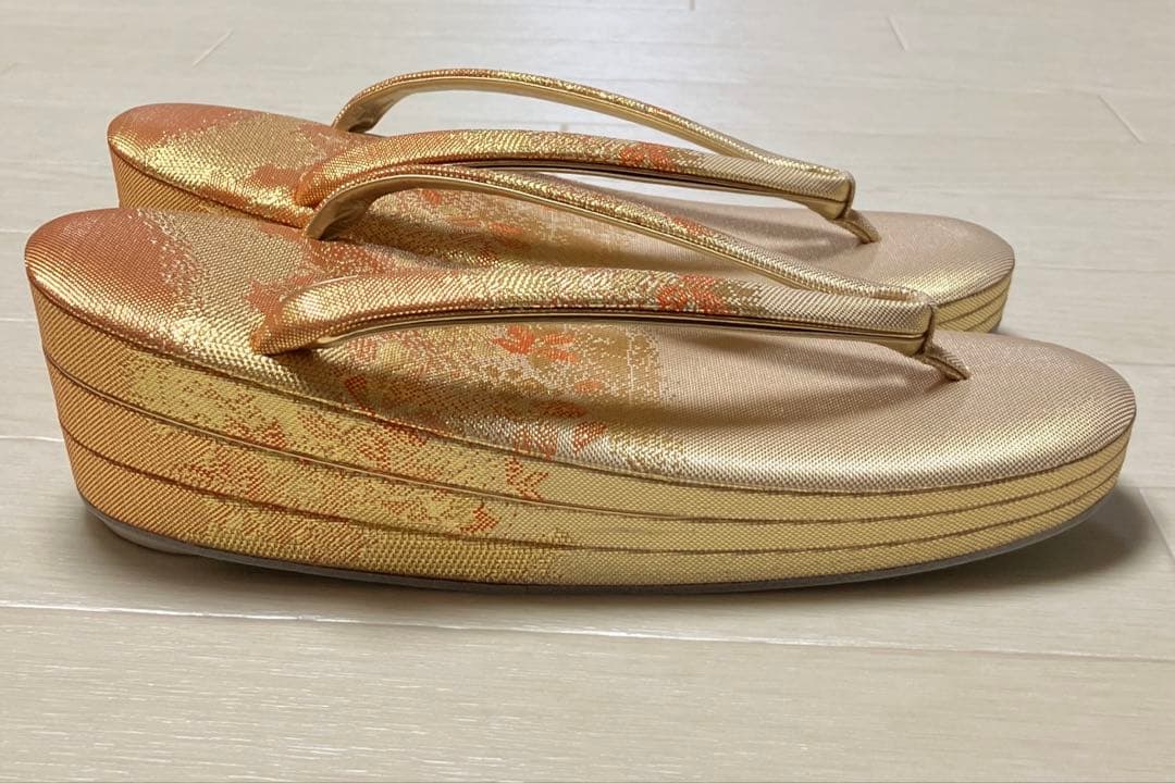 《未使用》佐賀錦　草履バッグセット　東京芝山ブランド　正絹　ゴールド　厚底