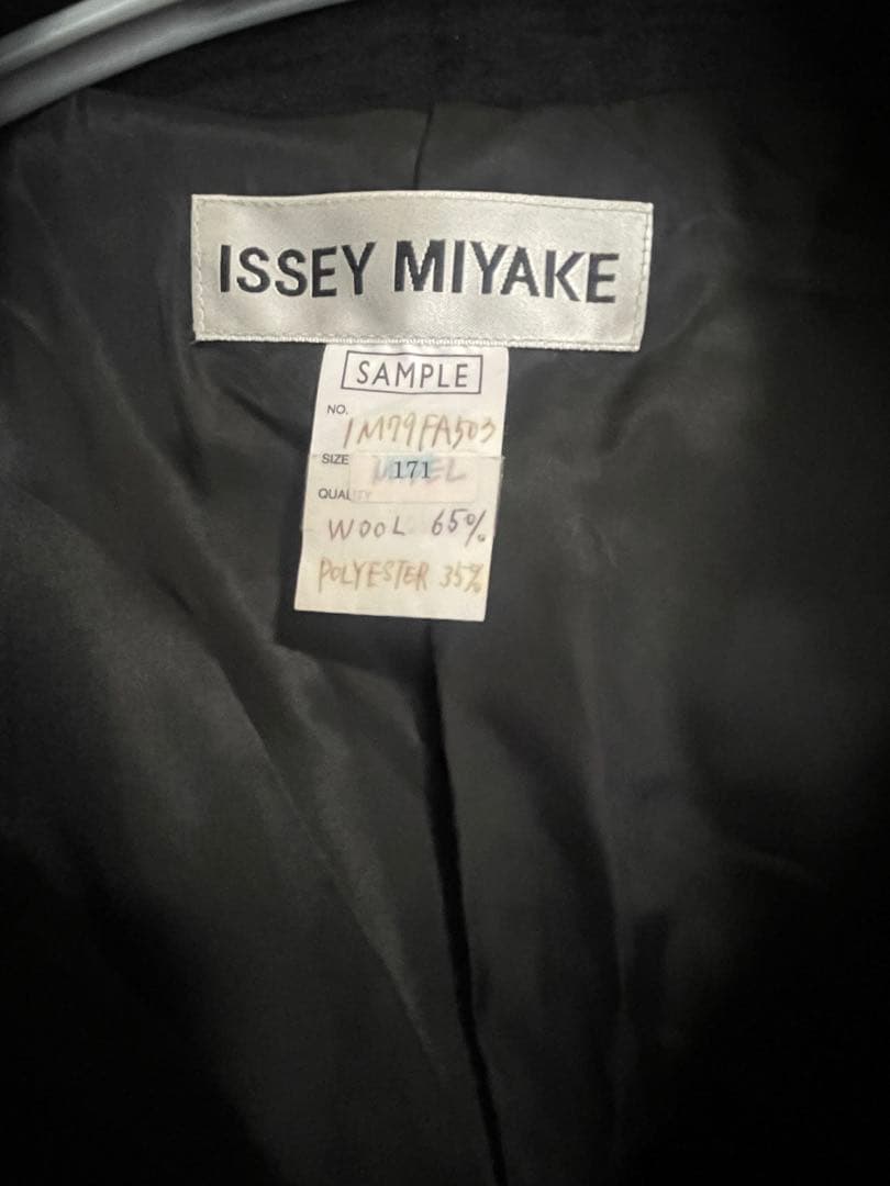 イッセイミヤケ　アウター