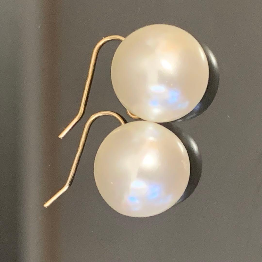 ウ*ー様 《美品！！》⭐︎K18本真珠フックピアス 刻印あり ホワイトパール9.