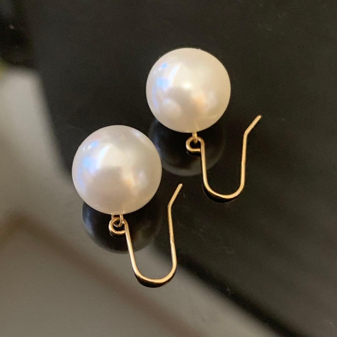 ウ*ー様 《美品！！》⭐︎K18本真珠フックピアス 刻印あり ホワイトパール9.