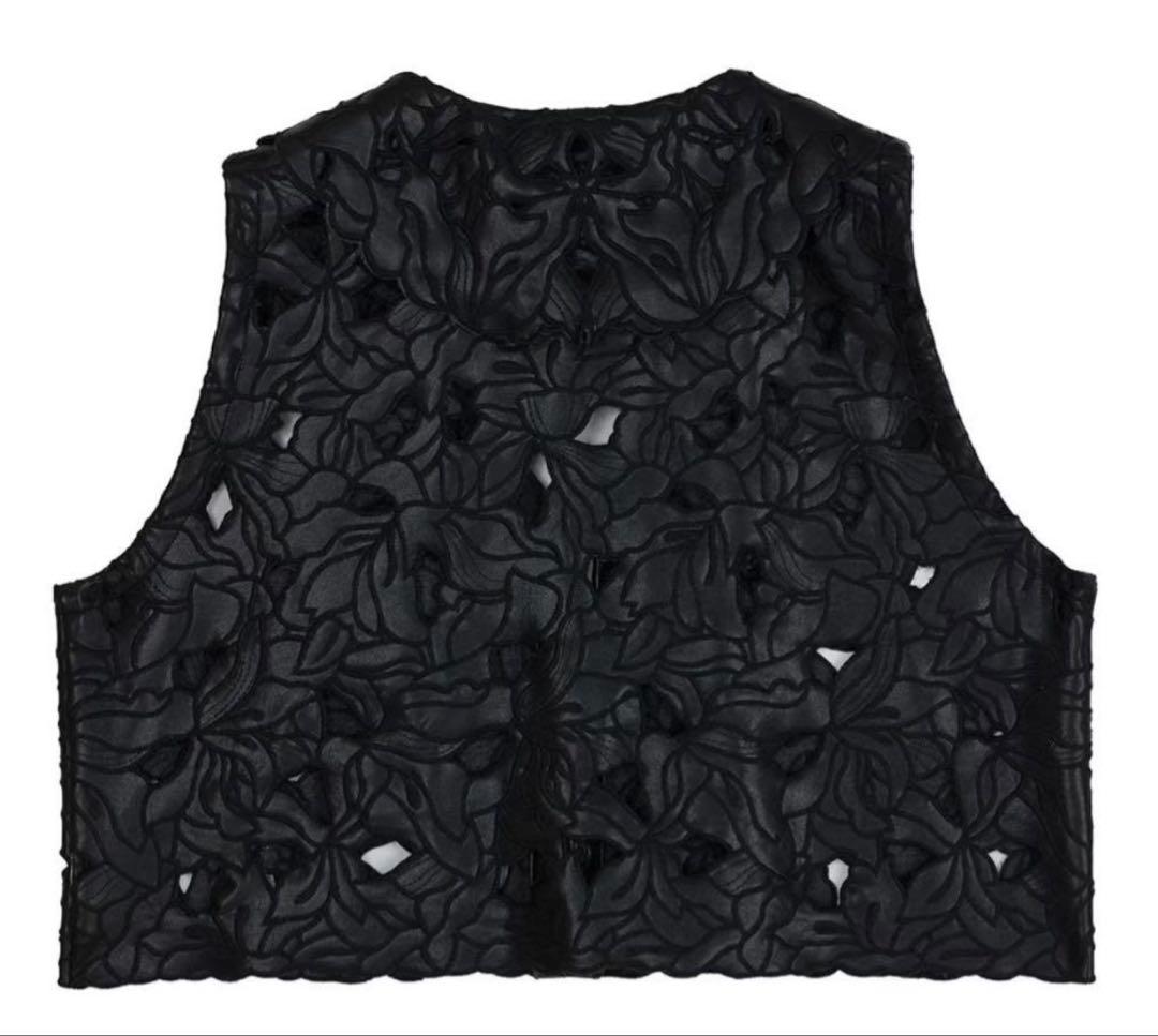 トップス UND LACE CUTWORK VEST TOP ameri