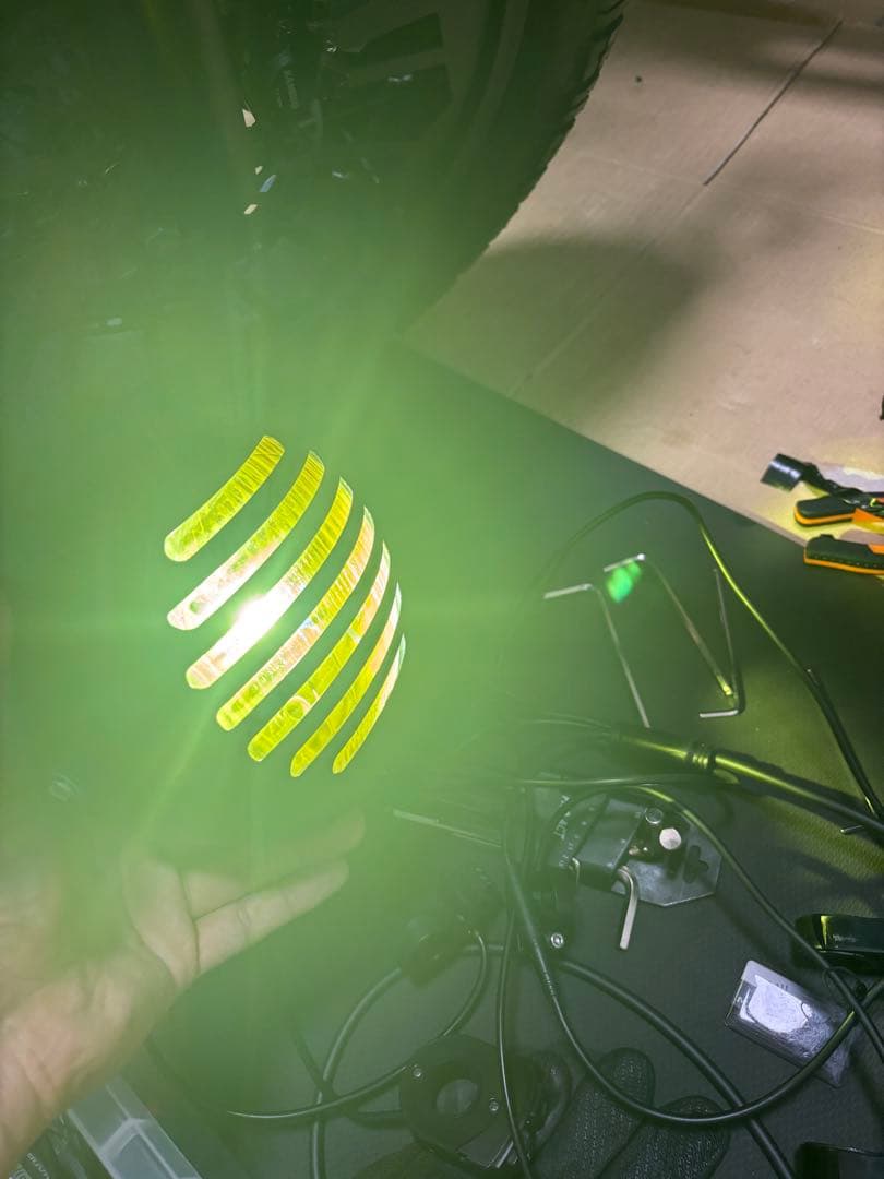 ヘッドライト1個価格です