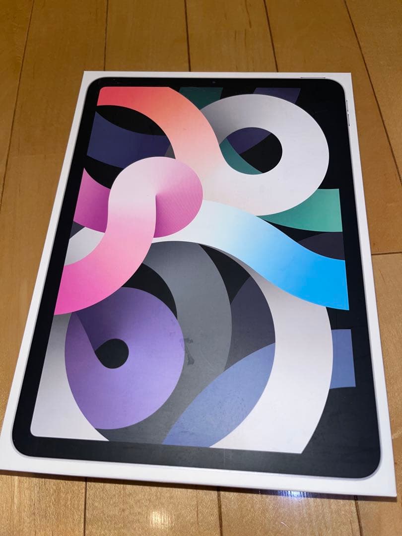 10.9インチiPad Air(第4世代) Wi-Fiモデル 64GB シルバー