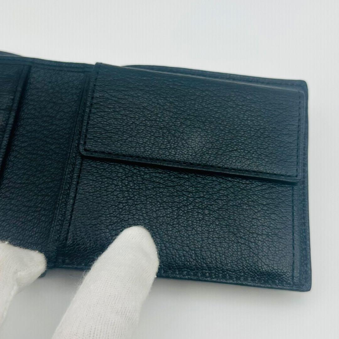 Camille Fournet カミーユフォルネ 黒レザー 二つ折り財布 型押し