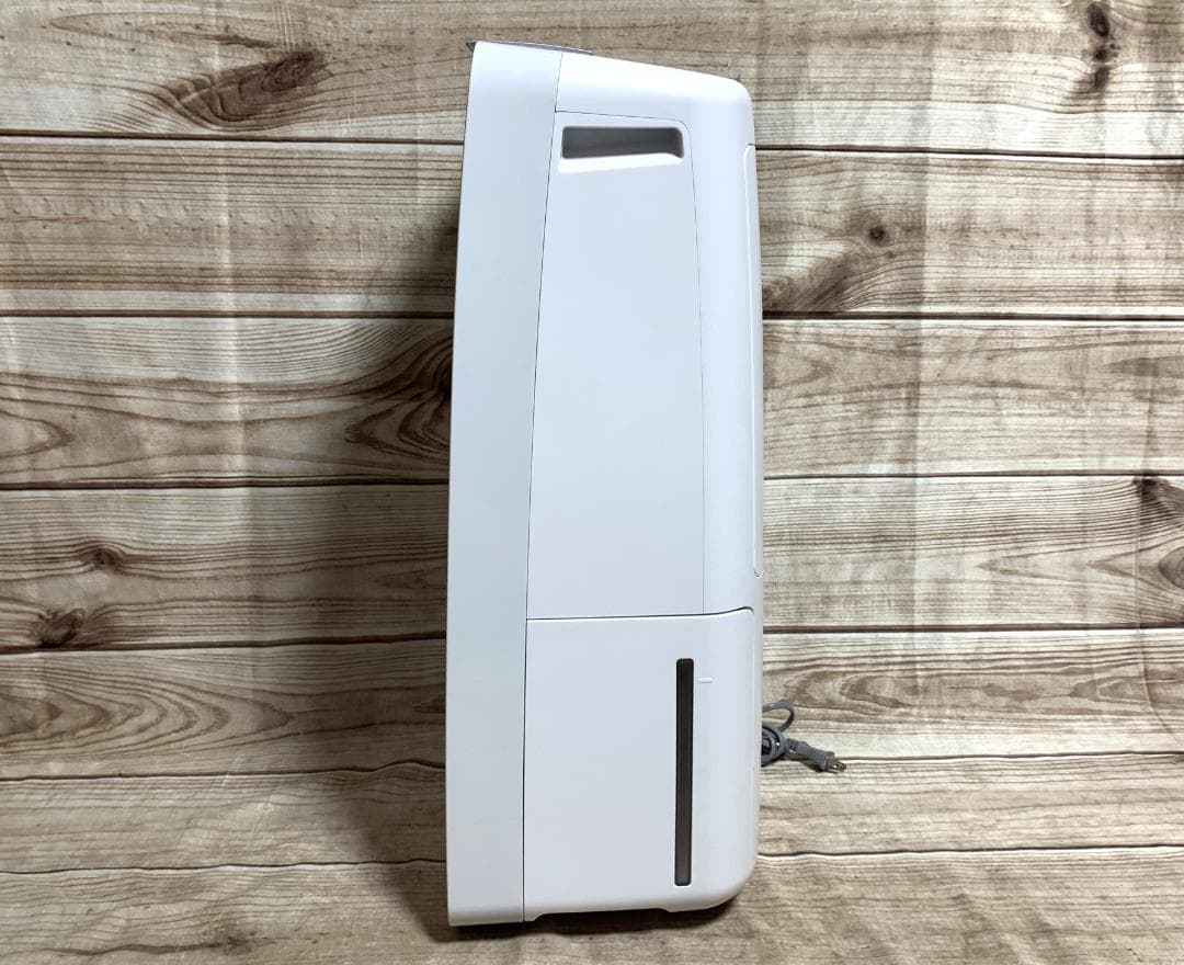 シャープ 40畳 プラズマクラスター 衣類乾燥除湿器 CV-P180 23年製