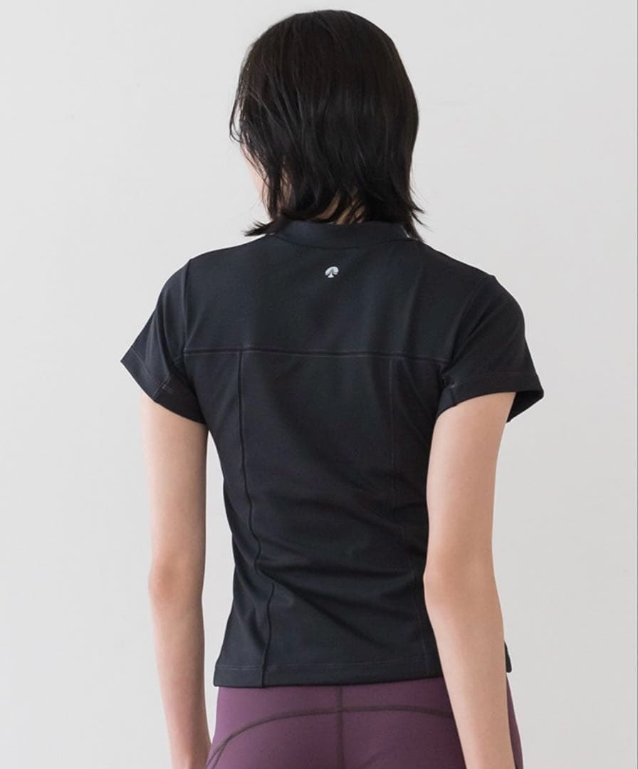 フォロー割あり2色あり　【SUKALA】カップ付きミニハイネックTee