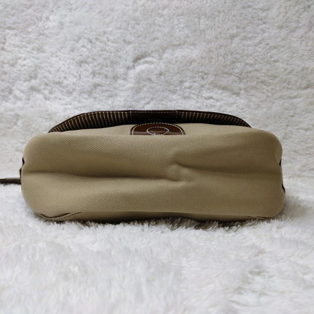 【美品】BURBERRY BLUE LABEL ショルダー ホースロゴ デカロゴ