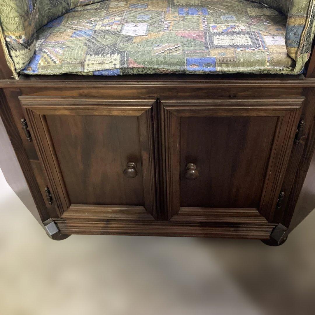 イタリア輸入品　木製コーナー　キャビネット　コーナーチェア