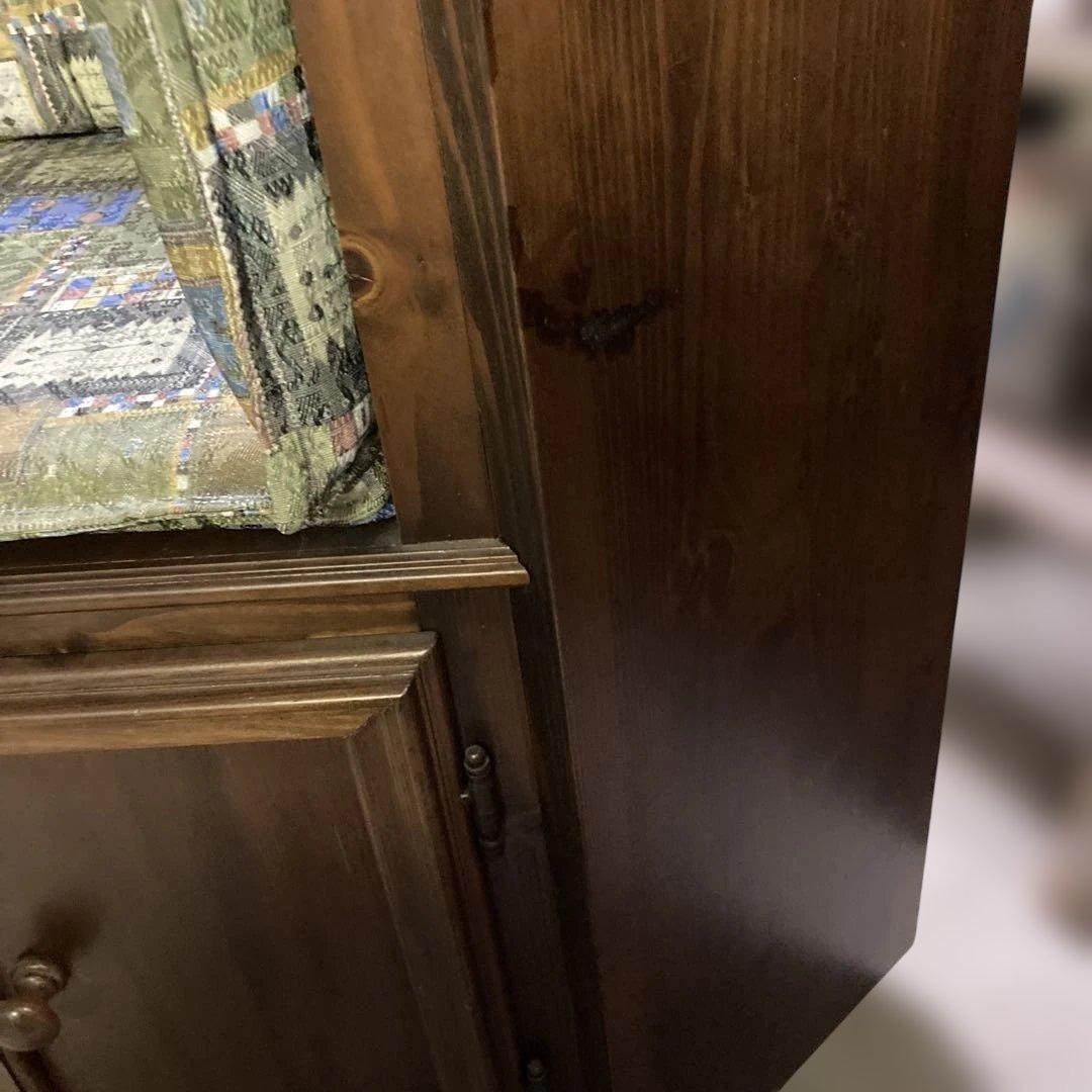 イタリア輸入品　木製コーナー　キャビネット　コーナーチェア