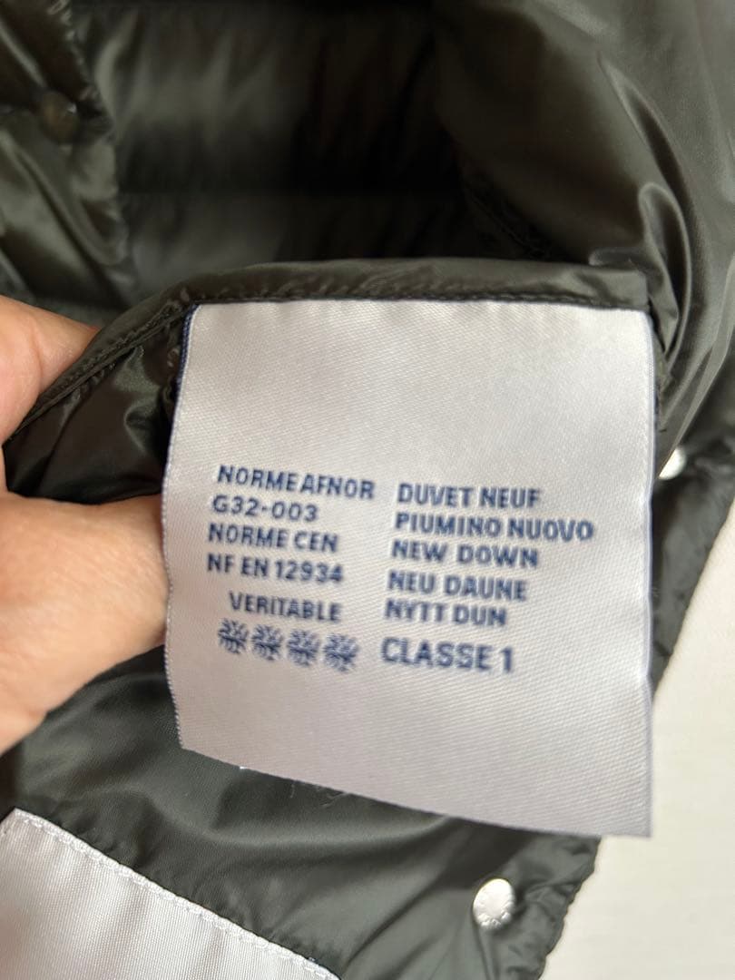 試着のみ⭐️MONCLER モンクレール⭐️サイズ1 カーキダウンベスト