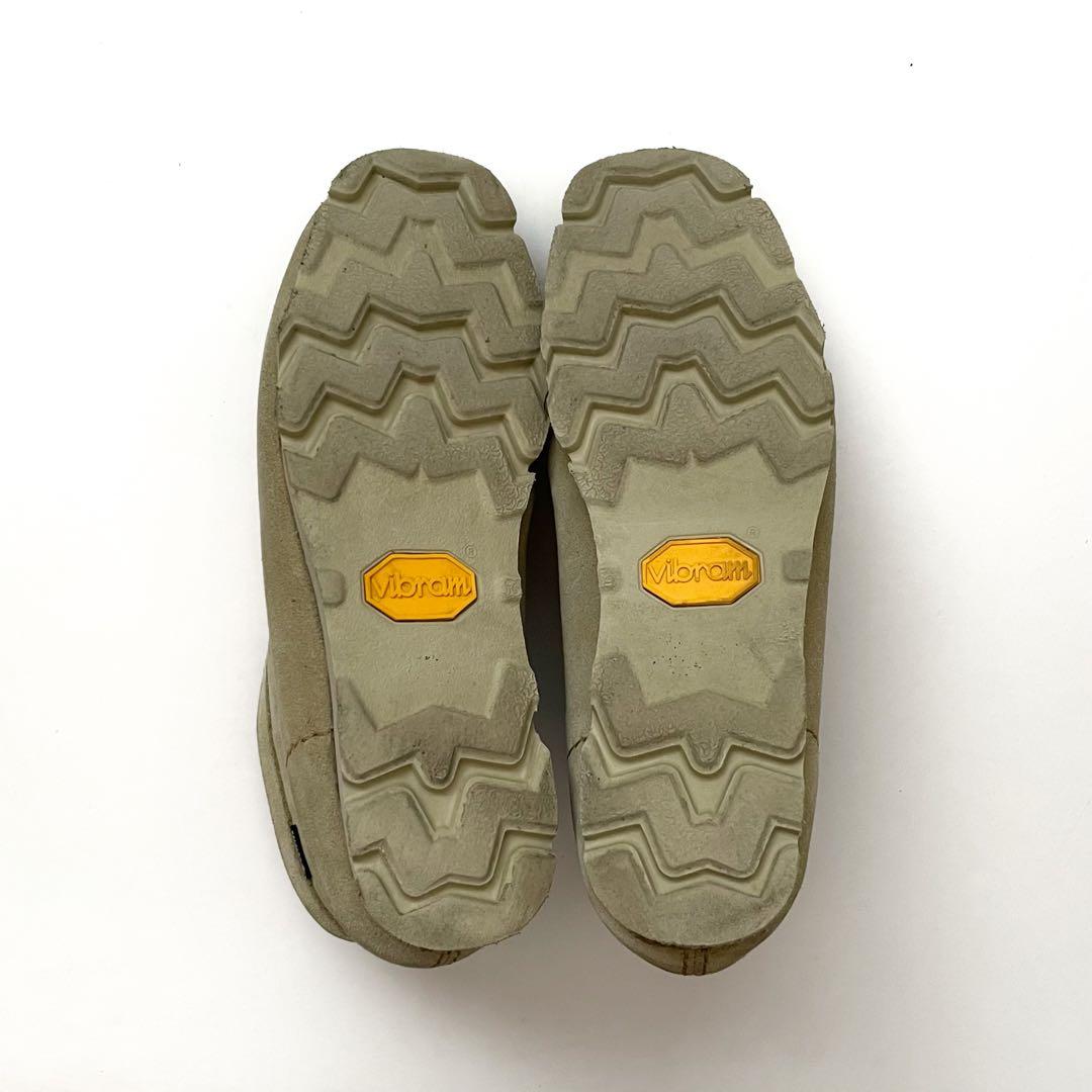 BEAMS別注 Clarks ワラビー GORE-TEX スリッポン