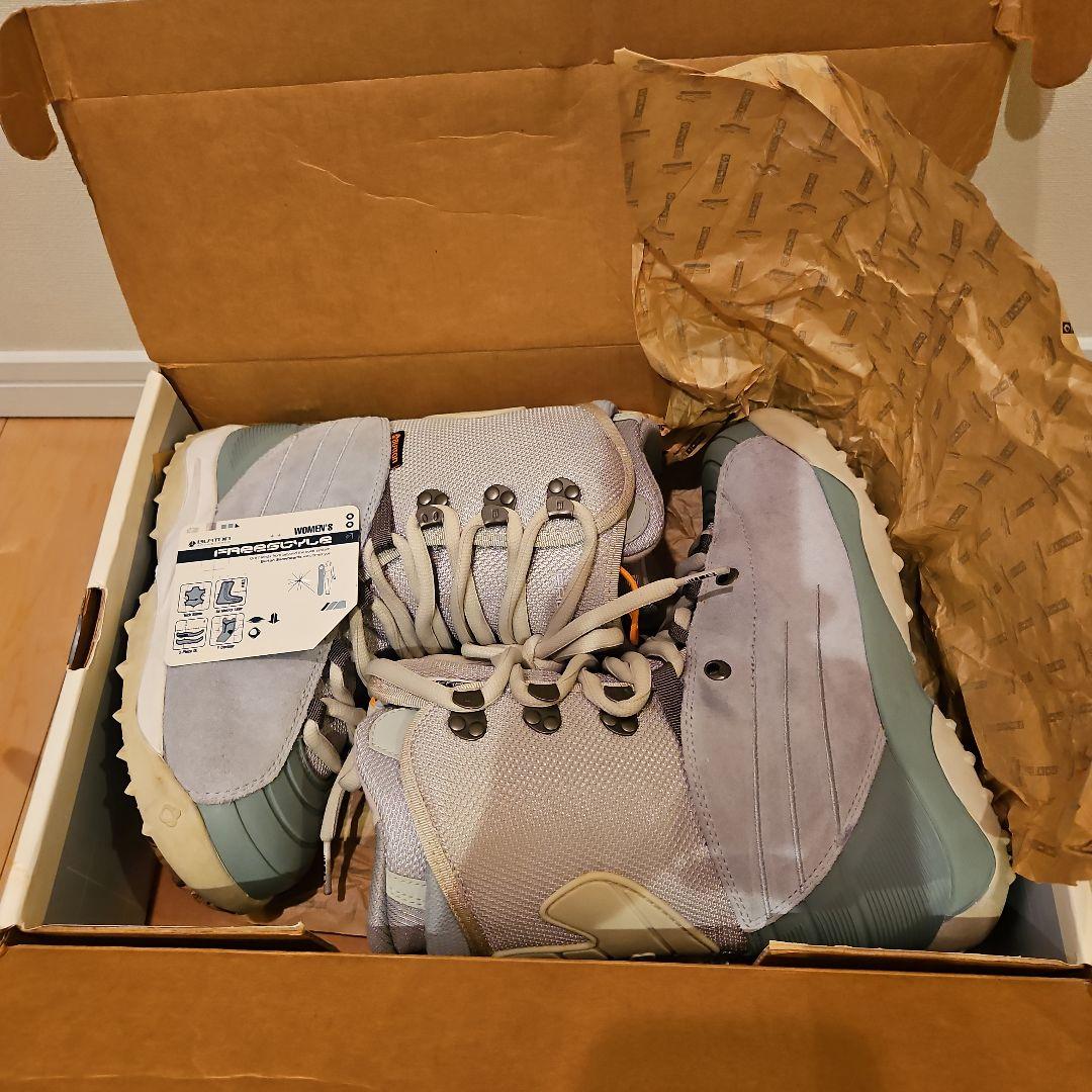 バートン　スノーボードブーツ　フリースタイル　24㎝