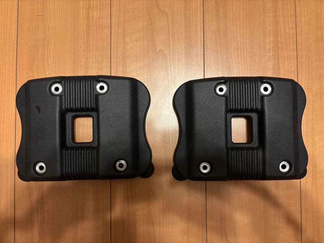 あかさん専用　ハーレースポーツスター　ロッカーカバー