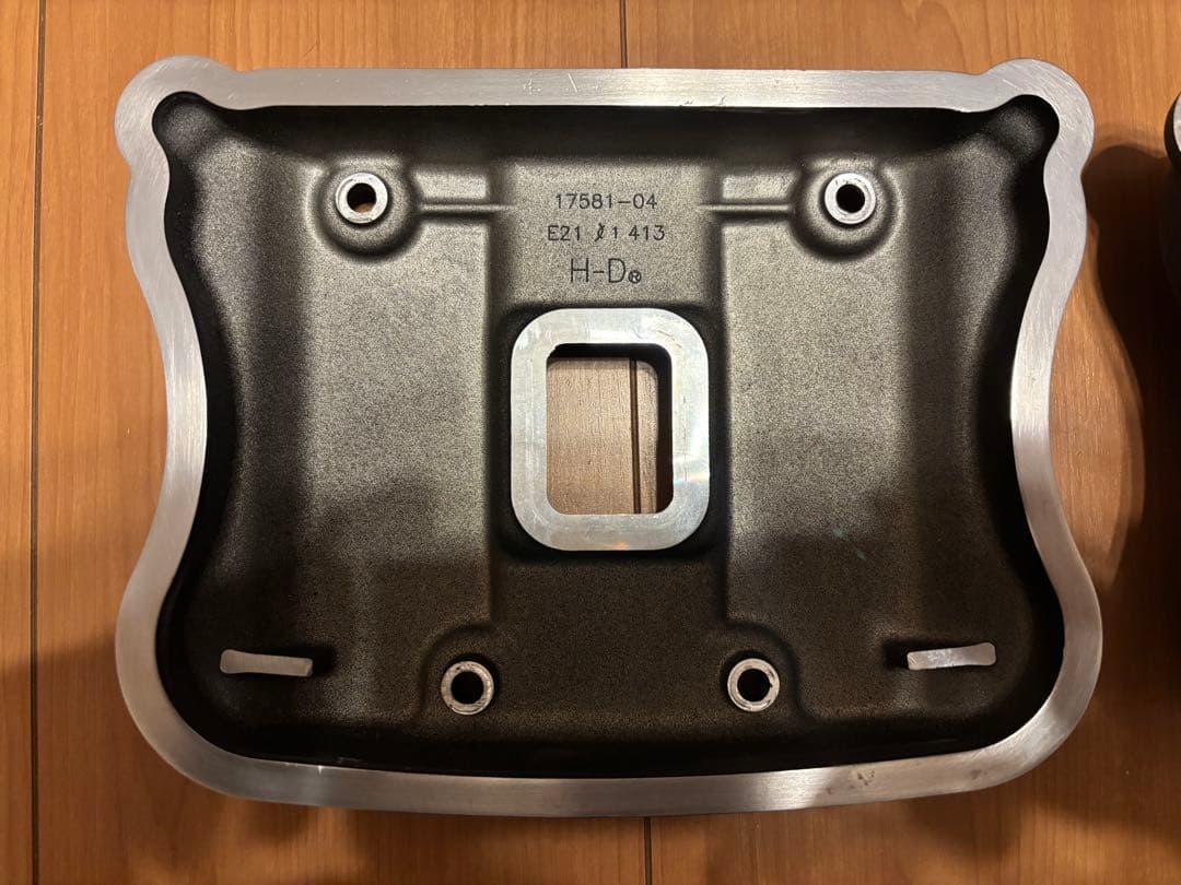 あかさん専用　ハーレースポーツスター　ロッカーカバー