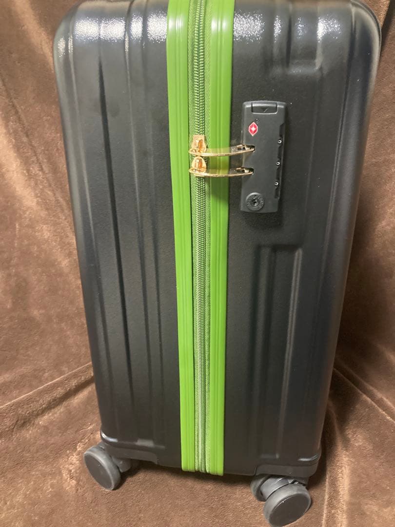 【新品未開封品】アナハッピーバッグ５点セット　Disney しまむら　ちはる