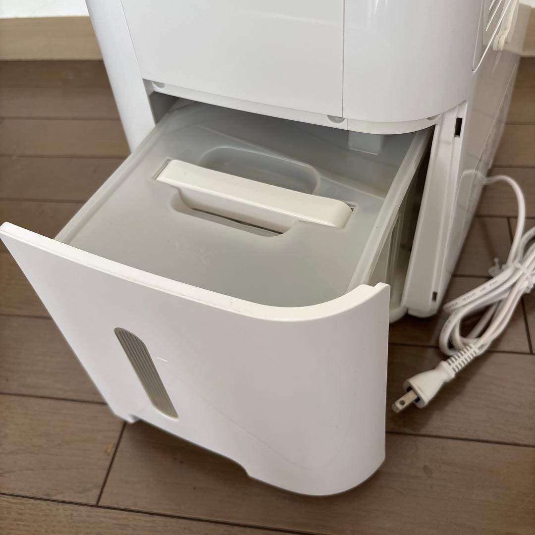 SHARPプラズマクラスター 衣類乾燥除湿機 2016年製 CV-F120-W