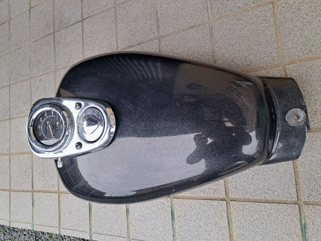 マグナ250　ガソリンタンク　メーター付き　じろちゃんさん専用