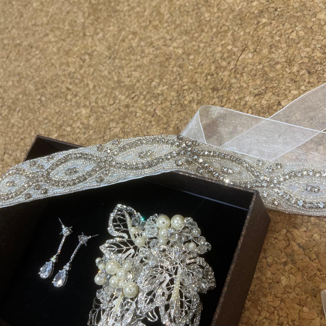 an様 ヴェラウォン風バレリーナウェディングドレスサッシュベルト ヘア飾りピアス