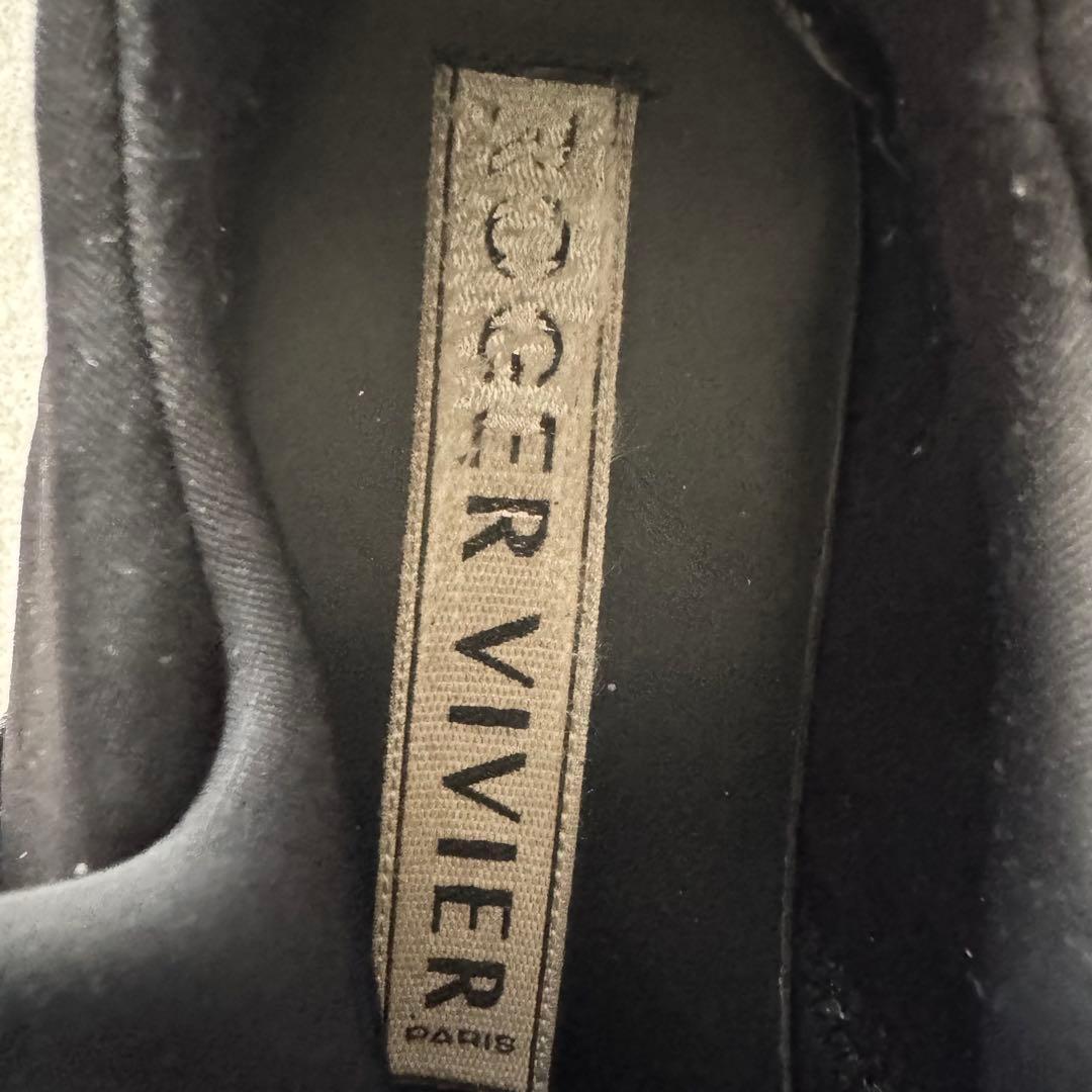 ロジェヴィヴィエ　スニーカー　クリスタルバックル　 黒　白　 37　厚底