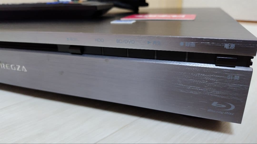 TOSHIBA　レグザ　ブルーレイレコーダー　DBR-M180
