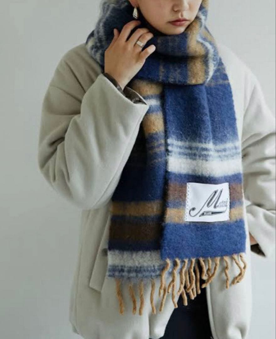 極美品 【MARNI】 フリンジマフラー ストライプ 即完色 マルニ ストール