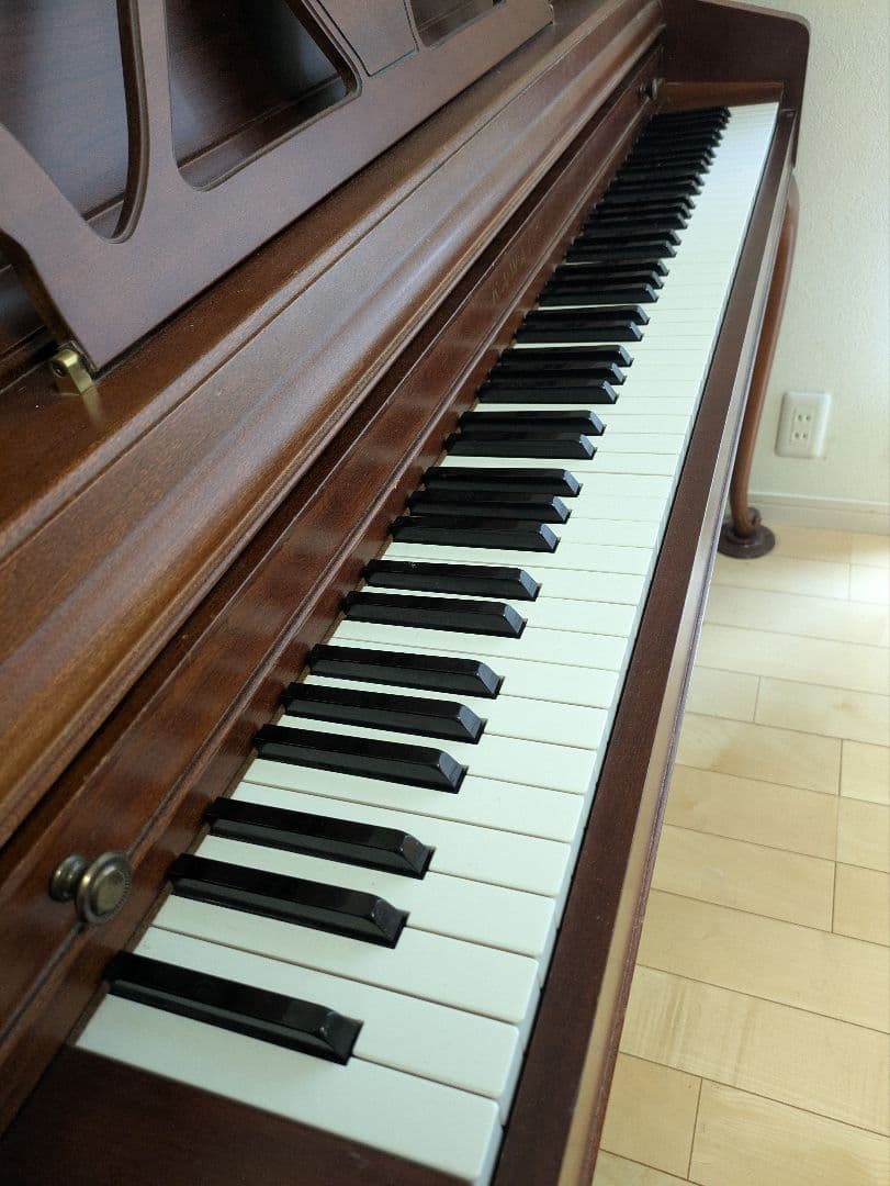 【Kitchen女子さん専用】イス付属します(^^)　504Fアップライトピアノ