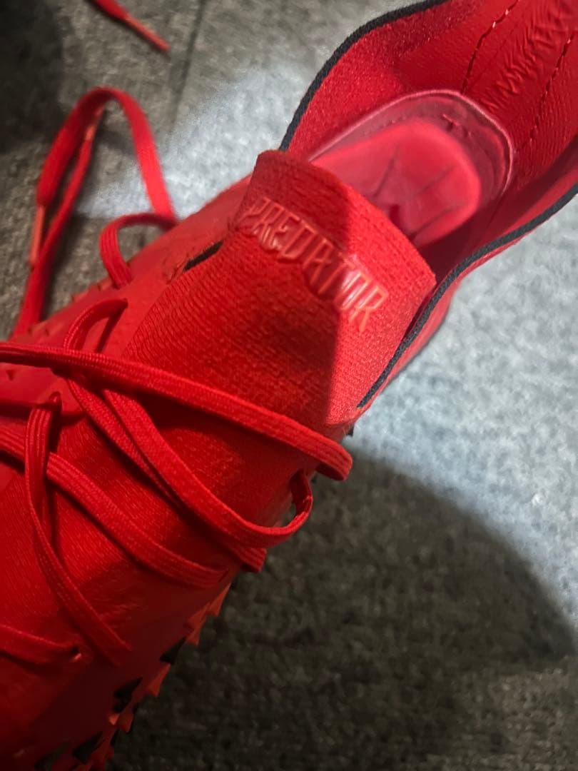adidas Predator レッド シューズ