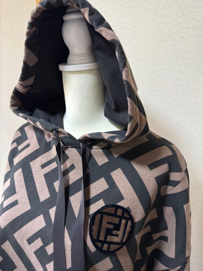 フェンディFFロゴパターン フード付ズッカ柄サイズS