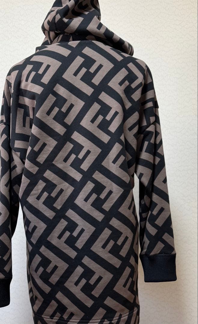 フェンディFFロゴパターン フード付ズッカ柄サイズS