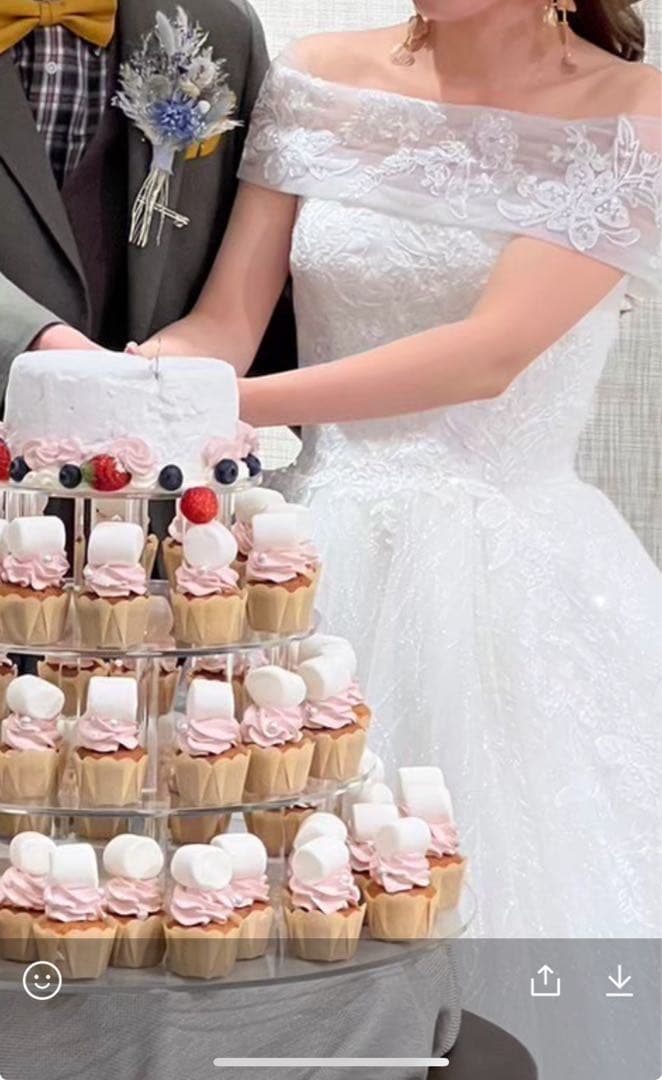 【限定セール】　ウェディングドレス　2way オフショルダー　ビスチェ　パニエ付