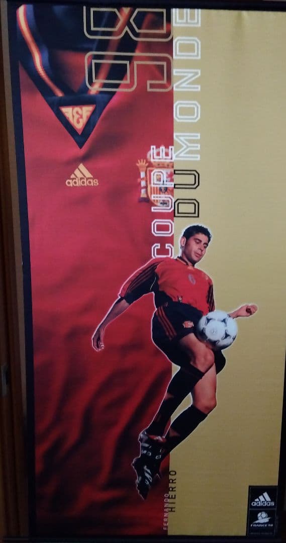 元スペイン代表　フェルナンドイエロ　ＢＩＧタペストリー