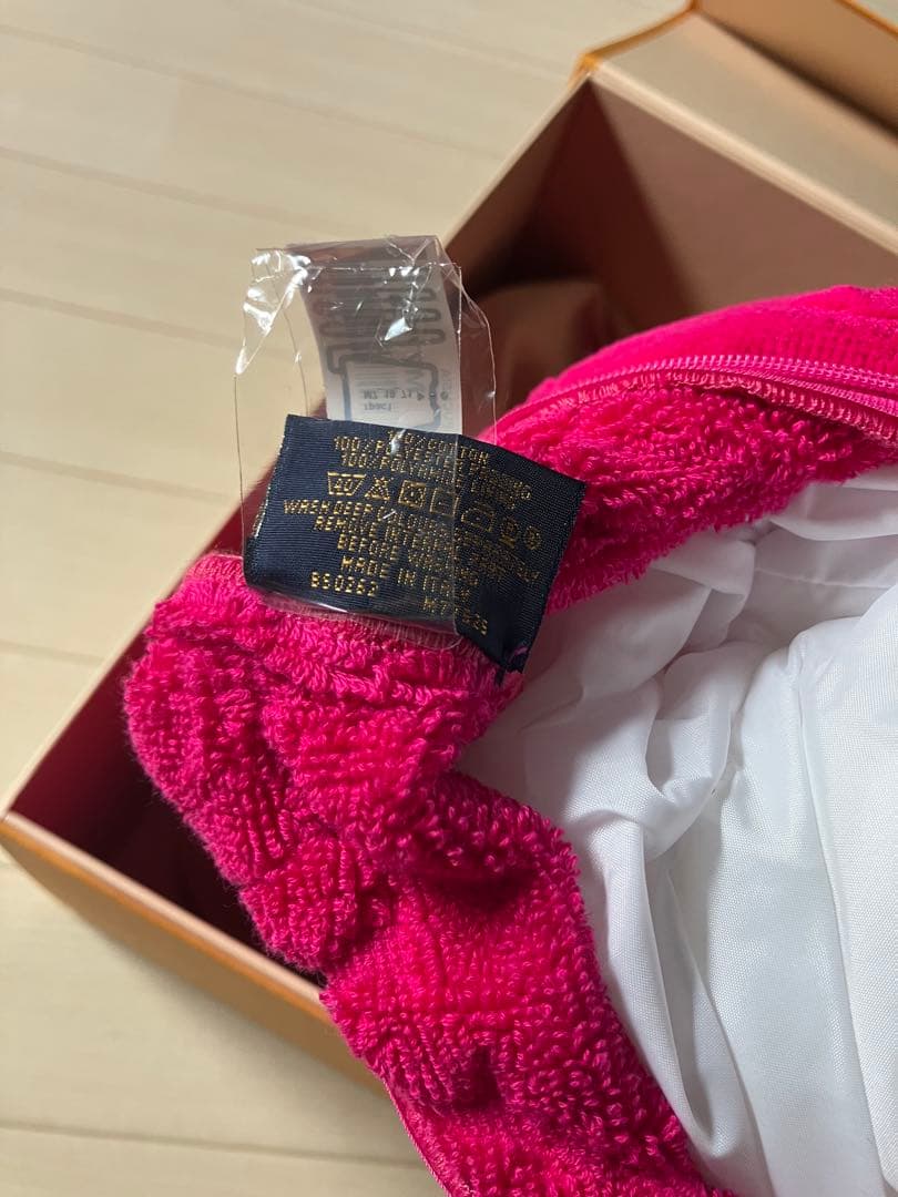 LOUIS VUITTON モノグラムクッション ピンク